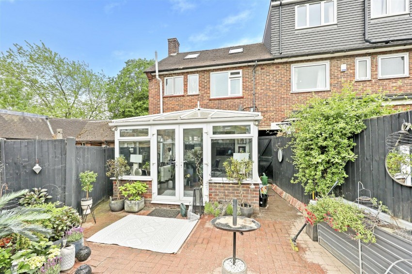Images for Ladyfields, Loughton