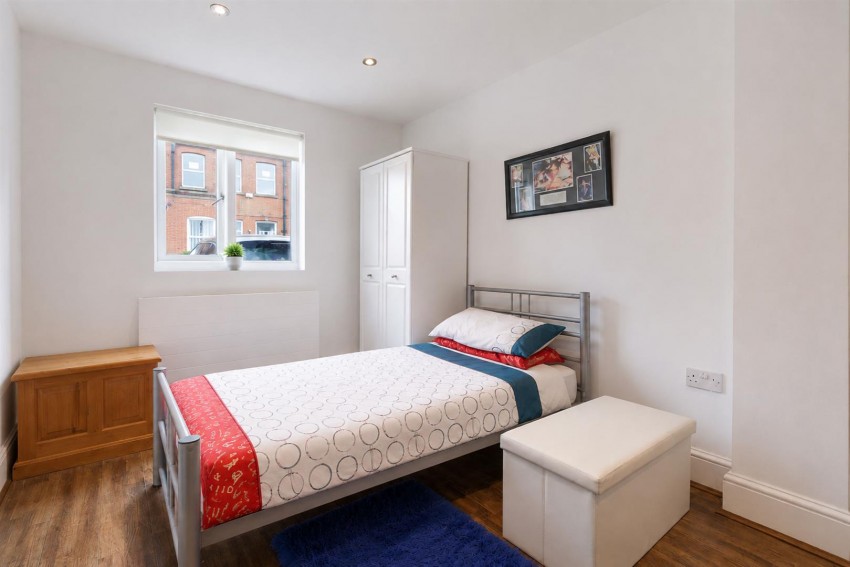 Images for Hemnall Street, Epping