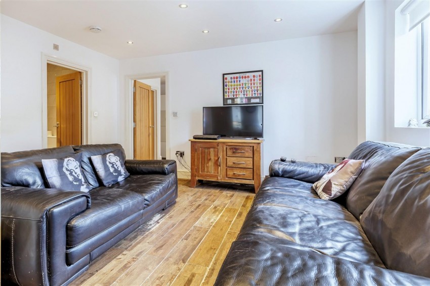 Images for Hemnall Street, Epping