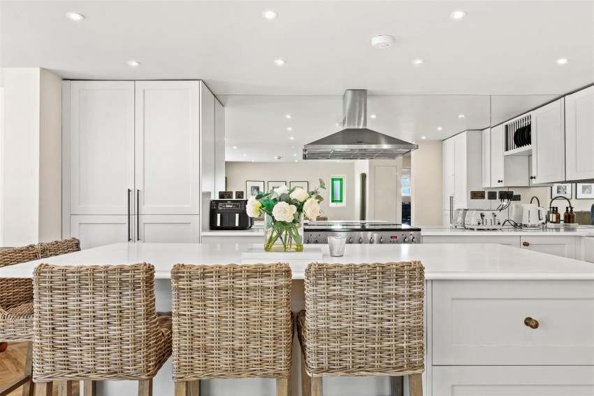 Images for Loughton Lane, Theydon Bois