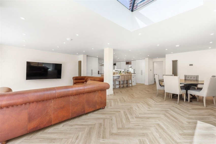 Images for Loughton Lane, Theydon Bois