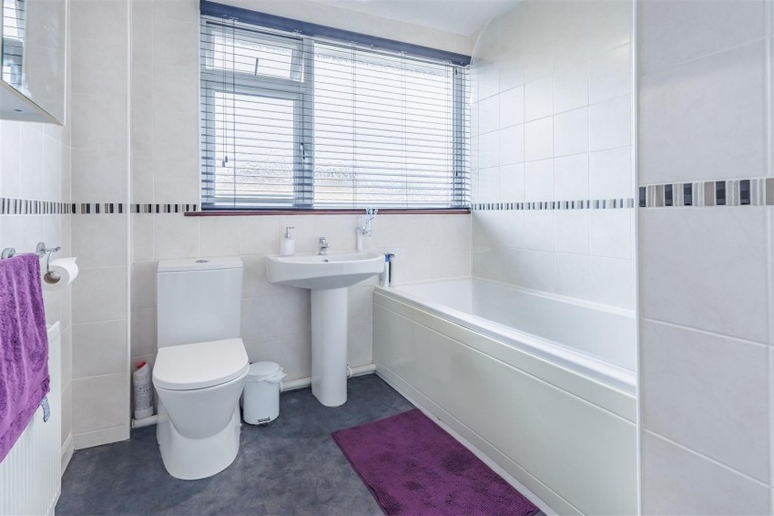 Images for Thornhill, North Weald, Epping