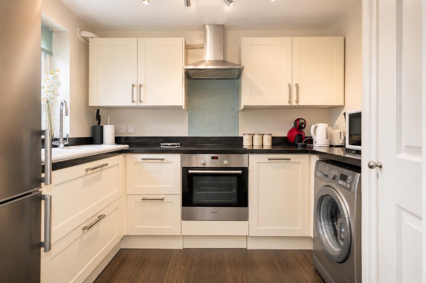 Images for Woodland Grove, Epping