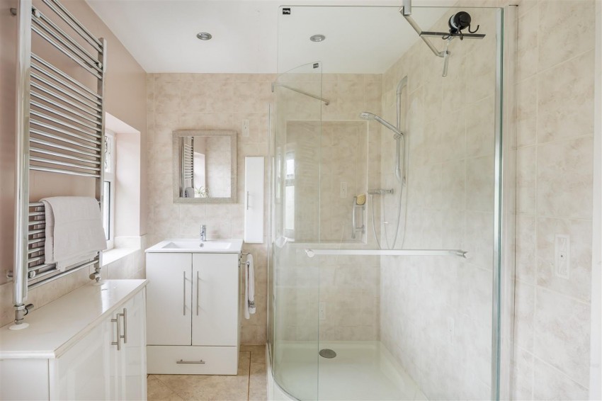 Images for Vicarage Lane, North Weald