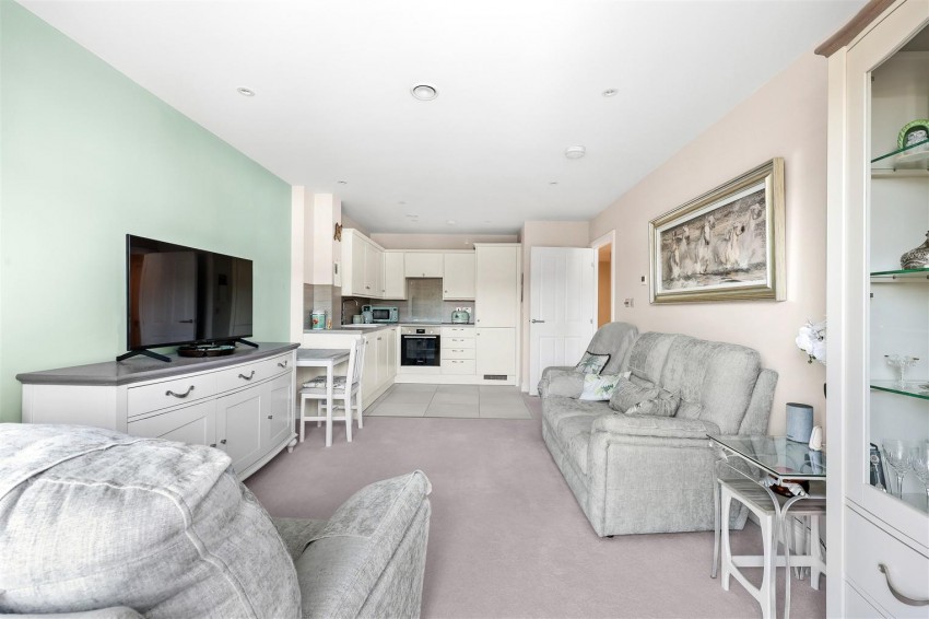 Images for High Road, Loughton