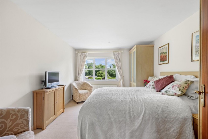 Images for Ravensmere, Epping