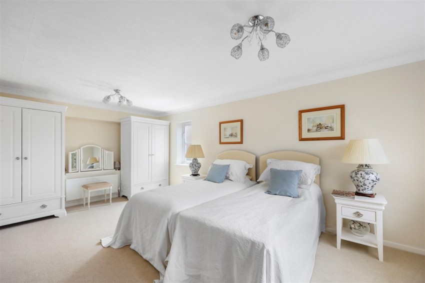 Images for Ravensmere, Epping