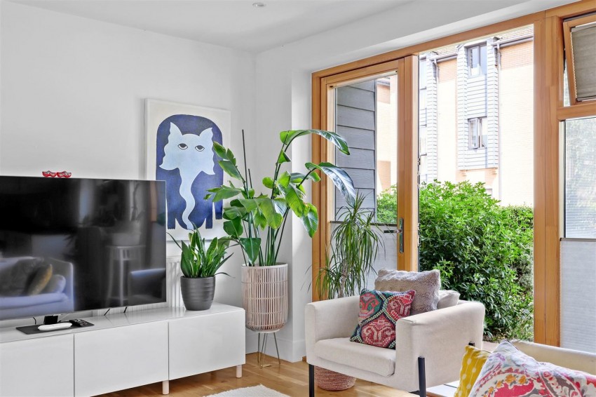 Images for Sycamore Place, Chigwell