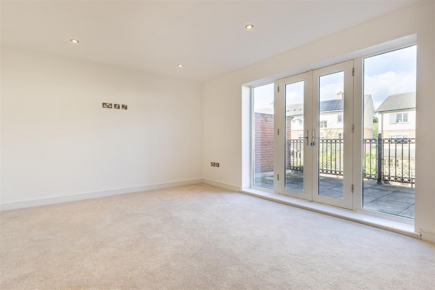 Images for Mowbray Close, Epping