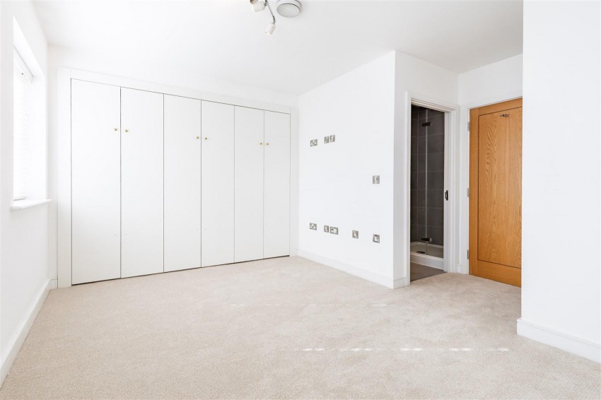 Images for Mowbray Close, Epping