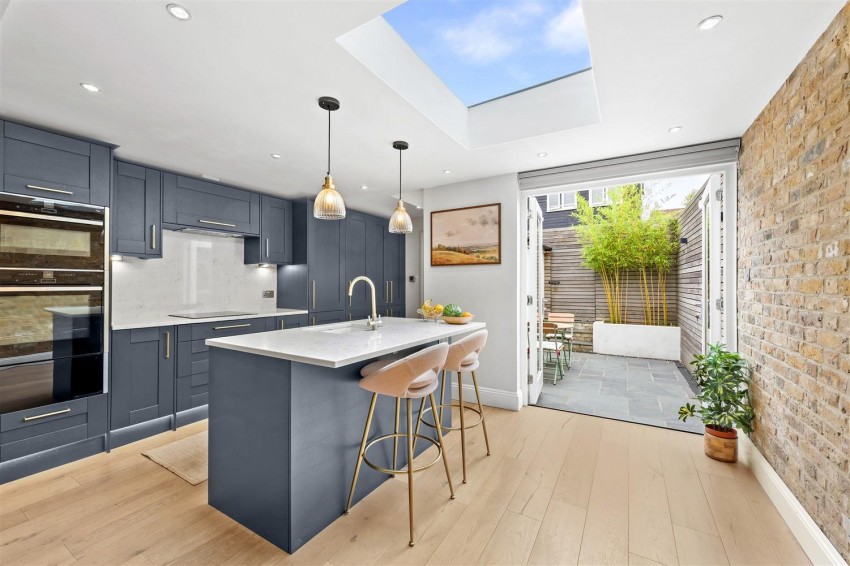 Images for Hemnall Street, Epping