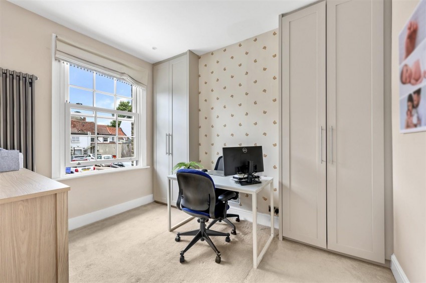 Images for Hemnall Street, Epping