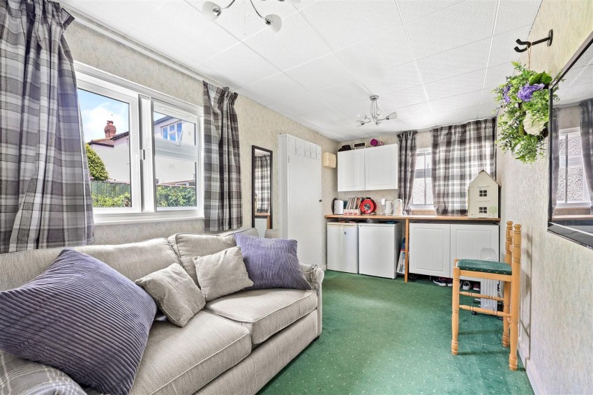 Images for Dukes Avenue, Theydon Bois
