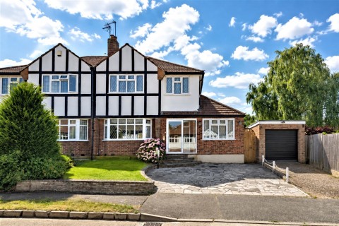 View Full Details for Purlieu Way, Theydon Bois