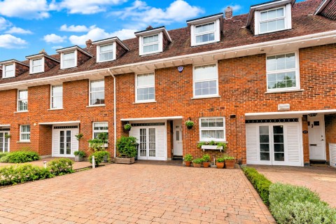 View Full Details for Theydon Grove, Epping